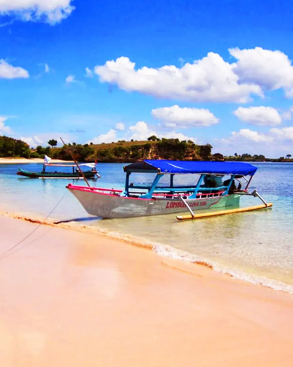 4D3N | LOMBOK CULTURAL & ESCAPE BEACH (SASAK, GILI TRAWANGAN & PINK BEACH) | Avventura Indonesia